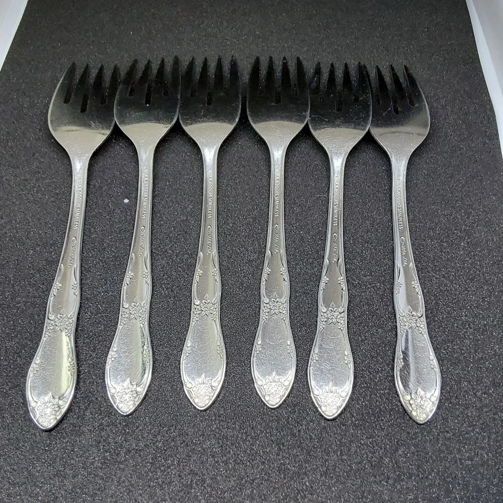 Wm A Rogers Oneida Fenway Daydream Stainless Flatware Lot of 6 Salad Forks‎